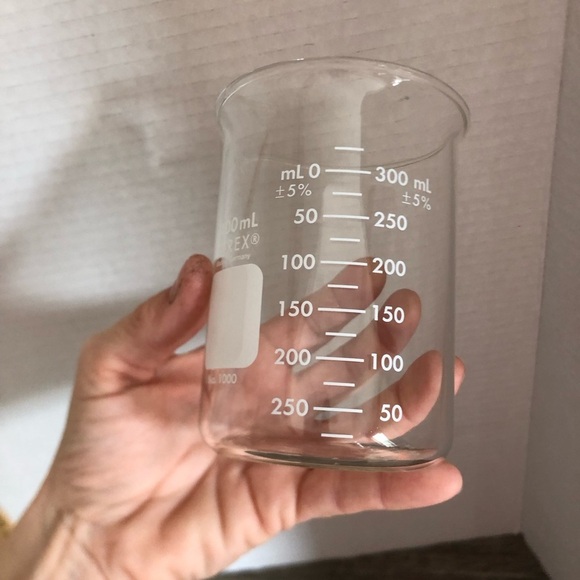 Pyrex 400 ml Glass Beaker - Picture 8 of 8